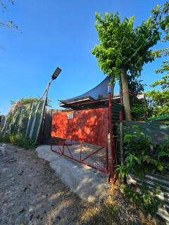 Budget AC Room near Basdako White Beach in moalboal cebu - shared bathroom - 3