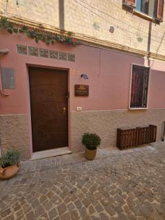 A due passi dal centro - 7