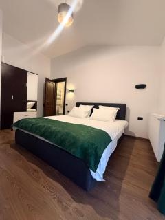 Rustic Charm Bran - 4