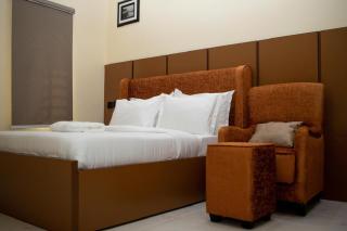 Eagles Haven Hotel - 8