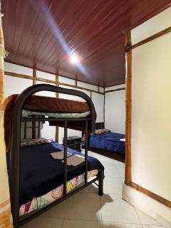 HOTEL Parque recreacional EL LAGO LIBANO - 2