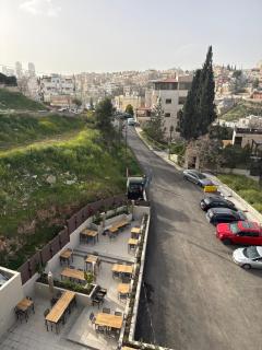 B Suites Boutique Hotel - 9