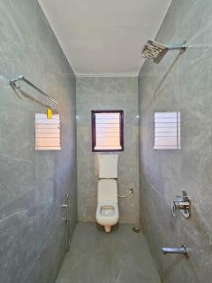 Hotel G Crown - 3