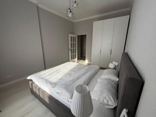 Atameken Apartments near Mega Alma-Ata - 8