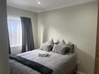 Shalom Guesthouse - 8