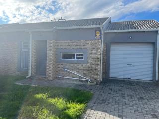 Shalom Guesthouse - 1