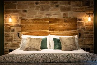 The Sanctuary Knocker - Andorra Suite - 9