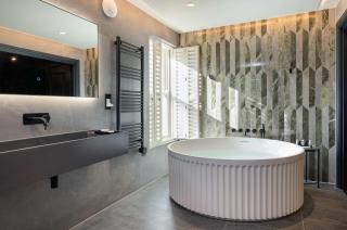 The Sanctuary Knocker - Andorra Suite - 4