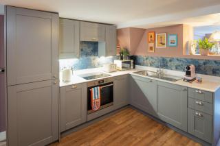 Beautifully designed modern Apartment Central Lyme Regis - 4