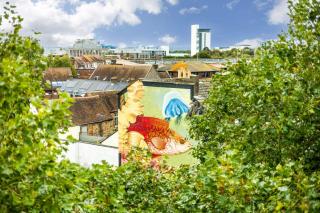 Treetops - Modern Apartment, Moments from Poole Quay - 9