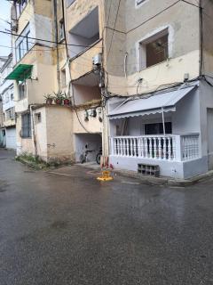 Cozy Tirana Apartment New Bazaar - 2