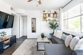 Spring Escape 1BR by UA DT Just 2 Min to Banner - Tucson - 5