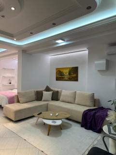 Fier Glass Apartament - 4