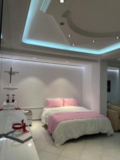 Fier Glass Apartament - 3