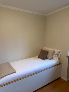 Elegant Urban Retreat 3 Stops From Oktoberfest - 9