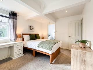 Luxury Entire Home | Near Manchester City Centre - 1