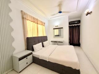 Sound proof two bed small gathering air avenue - 4