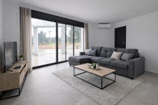 Sani Petra Retreat - Luxury villa in Sani with private pool and large garden - 9