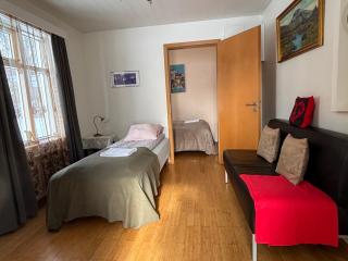 Spacious Apartment -Top Location - Akureyri - 3
