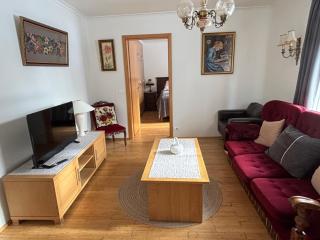 Spacious Apartment -Top Location - Akureyri - 4