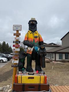 King Bed, Jacuzzi, Private Balcony by Gull Lake - 3