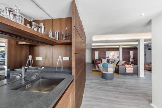 Coastal Crown Villa - 6