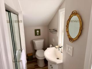 Modern 2BR in Maplewood NJ Easy NYC Access - 3