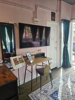 Levinsky Rooftop Loft by Shays Urban - 8