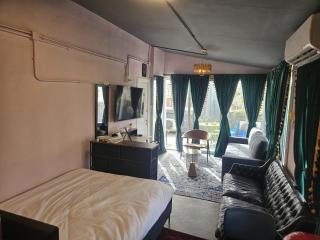 Levinsky Rooftop Loft by Shays Urban - 9