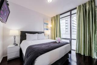 Adelaide Stays and Suites - Walk to Subway - Easy Access Downtown Toronto - 9