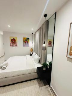 Arcahland luxury lennox apartment - 2