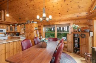Otter Point Lodge - Waterfront, Boat Dock, Fire Pit - 5