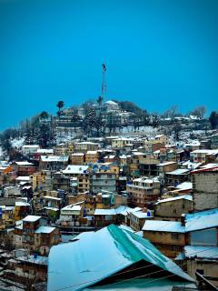 Kashmir Point Flats Near PIA Park - Mountainous View Murree - 0