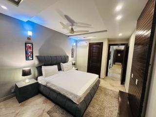 The Luxury Arcadian - 2