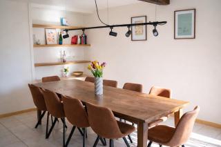 200yr Farmhouse, Fenced Garden & Kids Room - 3