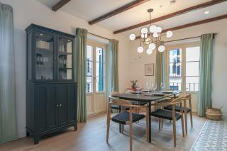 Exclusive penthouse Plaza Merced - 2