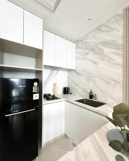 Kota Casablanca mall connected newly 2 bedroom apartment 75 sqm stylish furniture new best facilities building casa grand super hygiene - 4