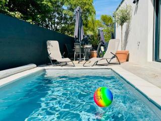 Villa moderne 3 ch piscine privée parking - 1