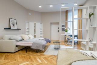 Romeo Serene Courtyard Studio in Old Town - 6