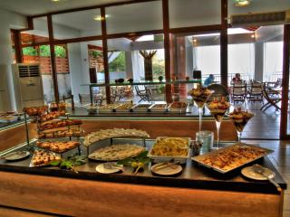 Maranton Beach Hotel - 2