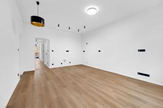 Milada Seven Suits - 3