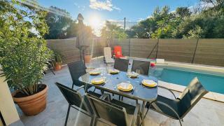 Le Cocon Gardois, terrasse & piscine - Pont du Gard - 1
