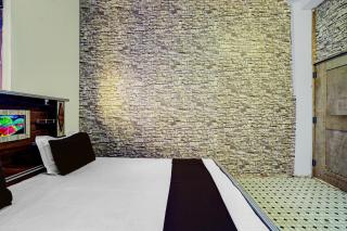 SPOT ON V.K HOTEL - 4