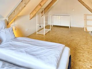 Bright Hideaway -70 sqm- near BER Airport - 2