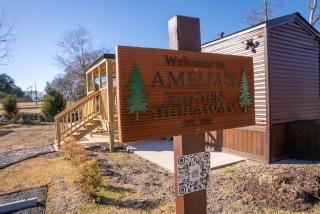 Amelia's Hidden Hideaway - 0
