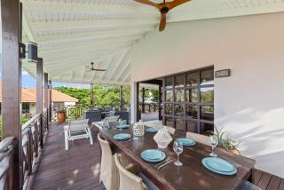 Luxury Villas with Panoramic View in Blue Bay - 4