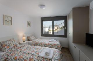 Serenity Villa 1 with Jacuzzi & Gym - 9