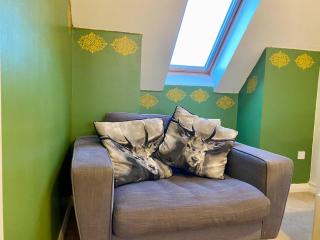 Room Close to Hospital, County Hall & St Lukes Col - 5