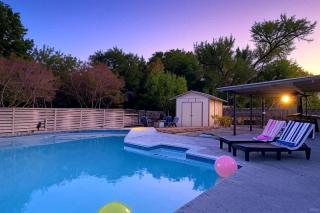 4 bedrm, 2 bath, pool, hot tub near Randolph AFB - 6
