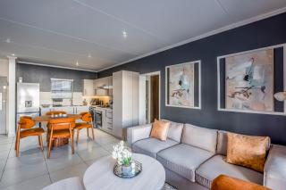 Sandton Luxury 2bed Epic Haven - 6